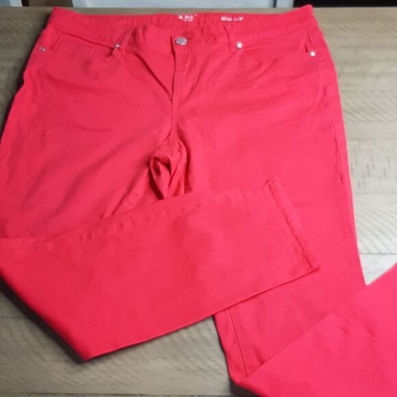 Crown & Ivy Pink Petite Skinny Jeans / Pants - Picture 1 of 7